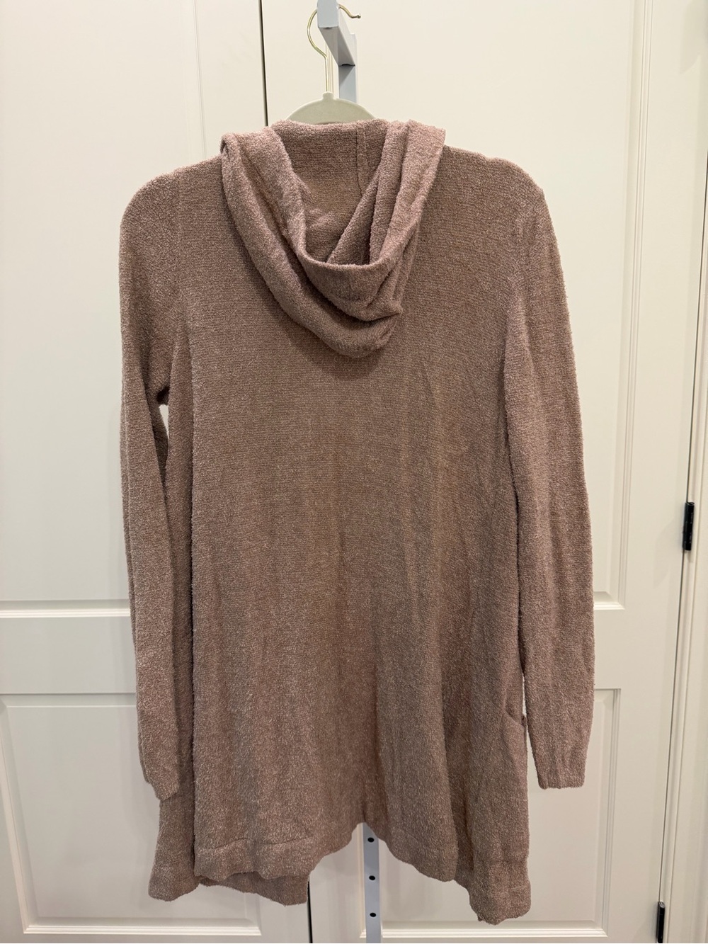 Barefoot Dreams CozyChic Lite Hooded Resort Cardigan Size Medium - Picture 6 of 6